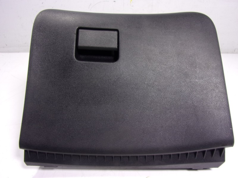 Recambio de guantera para nissan juke (f15) 1.5 turbodiesel cat referencia OEM IAM 685101KP0A  