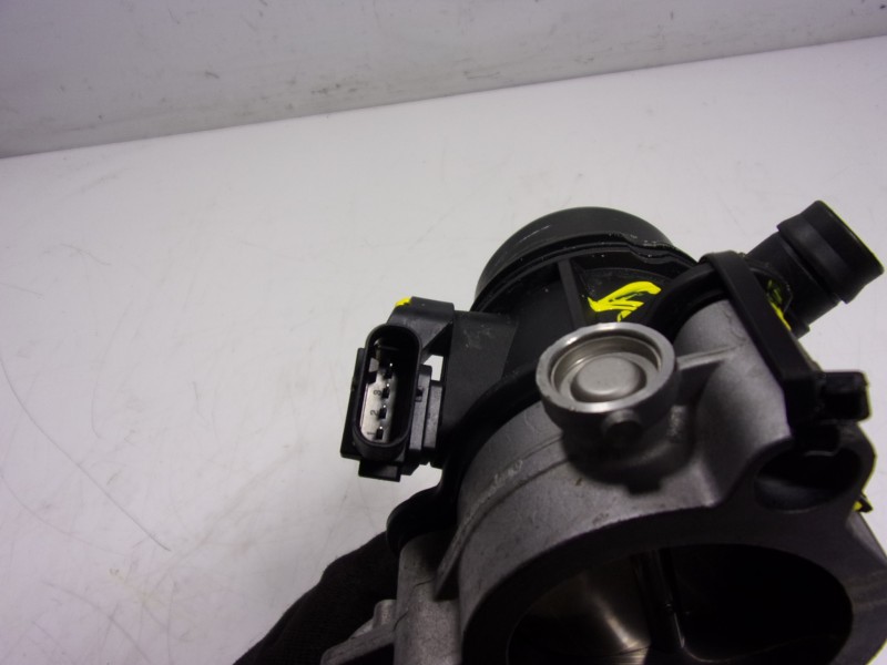 Recambio de caja mariposa para mini cabrio (f57) 1.5 12v referencia OEM IAM  A3C0067710000 