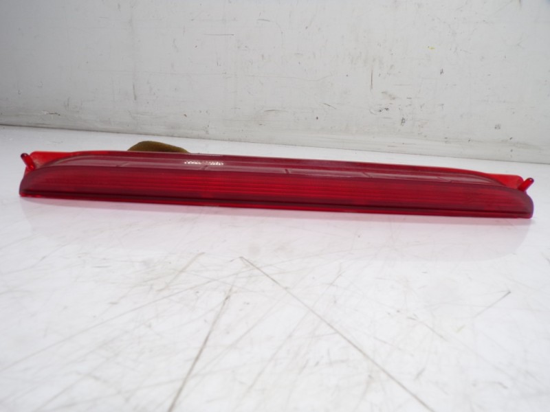 Recambio de piloto trasero central para mazda cx-7 (er) 2.2 turbodiesel cat referencia OEM IAM EG2151580D D46151580 