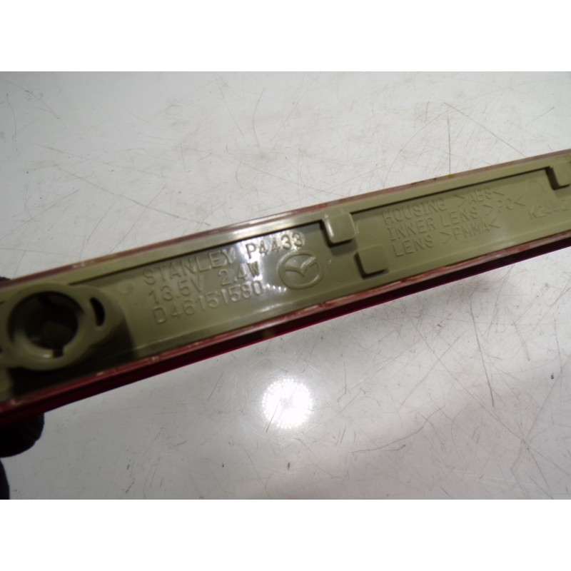 Recambio de piloto trasero central para mazda cx-7 (er) 2.2 turbodiesel cat referencia OEM IAM EG2151580D D46151580 