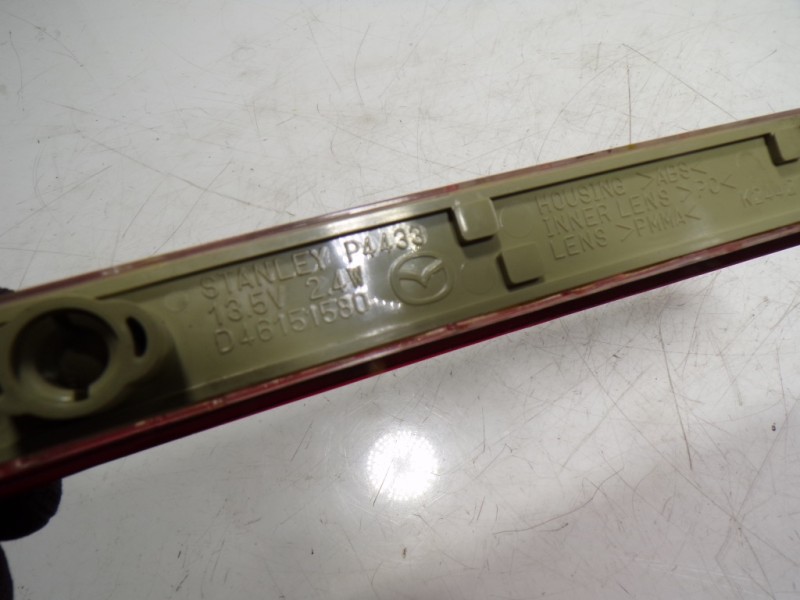 Recambio de piloto trasero central para mazda cx-7 (er) 2.2 turbodiesel cat referencia OEM IAM EG2151580D D46151580 