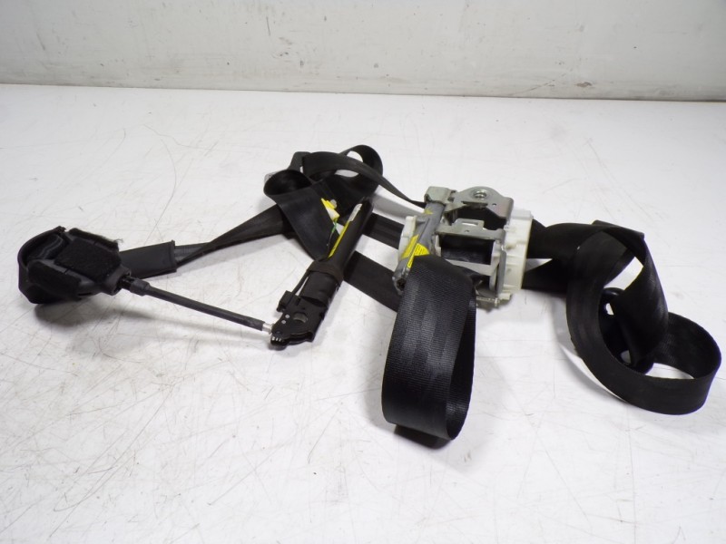 Recambio de cinturon seguridad delantero derecho para fiat 500 l (330) pop star referencia OEM IAM 735557298 34137114A 