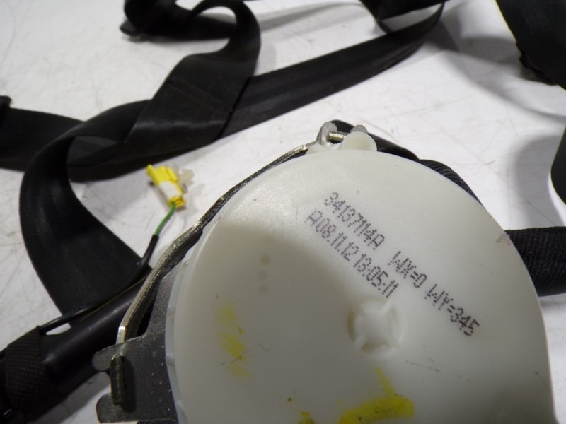 Recambio de cinturon seguridad delantero derecho para fiat 500 l (330) pop star referencia OEM IAM 735557298 34137114A 