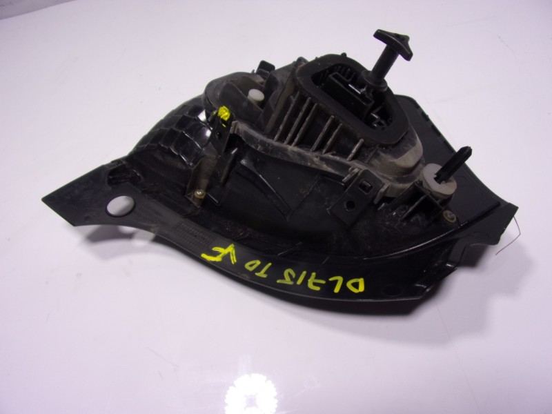 Recambio de piloto trasero derecho para renault twingo iii 1.0 sce referencia OEM IAM   