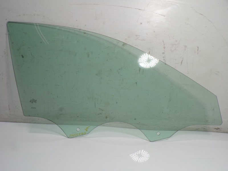 Recambio de cristal puerta delantero derecho para cupra leon kl8 2.0 tsi vz 245 referencia OEM IAM 5FA845202A  
