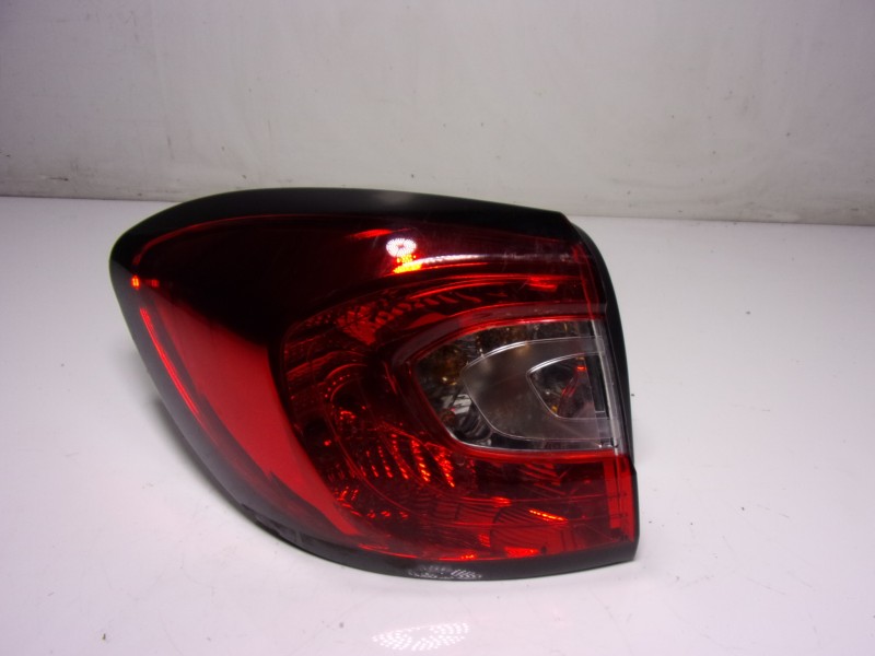 Recambio de piloto trasero izquierdo para renault captur 0.9 tce referencia OEM IAM 265557367R 0286304167 