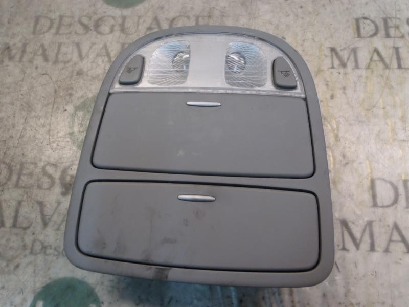 Recambio de piloto interior para hyundai santa fe (bm) 2.2 crdi classic (2wd) referencia OEM IAM 928002B000J4  