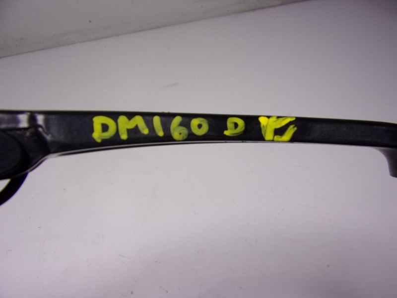 Recambio de brazo limpia delantero derecho para renault captur 0.9 tce referencia OEM IAM 288864303R  