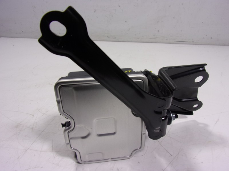 Recambio de abs para toyota yaris 1.5 vvti hev referencia OEM IAM  0265299212 