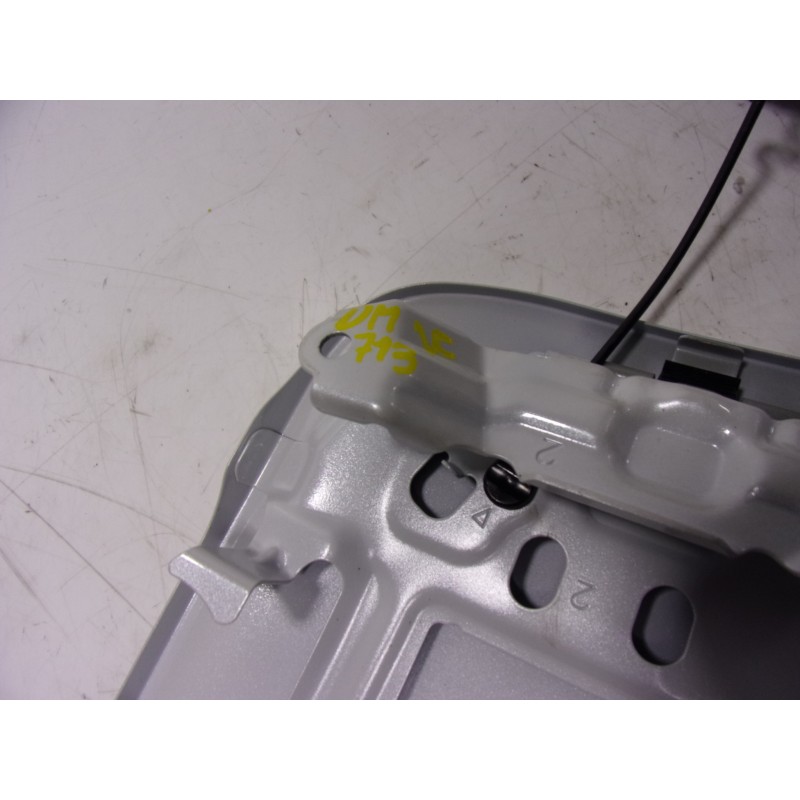 Recambio de tapa combustible para toyota corolla cross hybrid 1.8 referencia OEM IAM 7735016270  7730012020