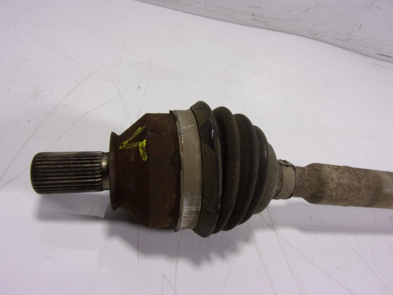 Recambio de transmision derecha para renault twingo iii 1.0 sce referencia OEM IAM  A4533503600 