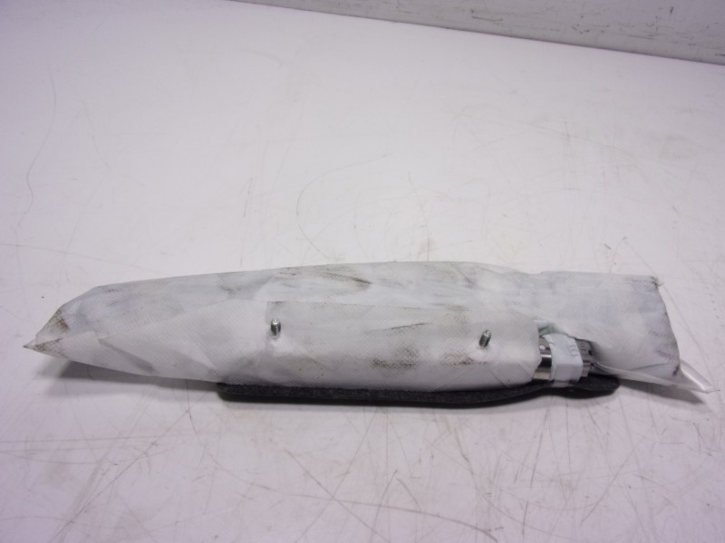 Recambio de airbag lateral derecho para toyota yaris 1.5 vvti hev referencia OEM IAM  4J0365023VKV 