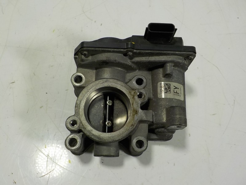 Recambio de caja mariposa para renault clio iv 0.9 tce referencia OEM IAM 161206038R 161206038R 