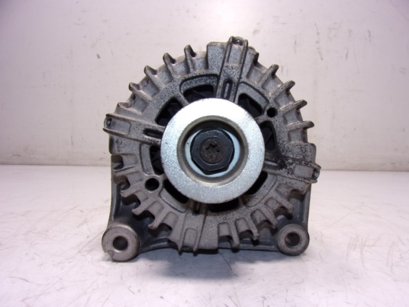 Recambio de alternador para bmw x6 (e71) 3.0d referencia OEM IAM 12317803724 7808074 