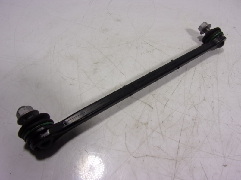 Recambio de tirante delantero izquierdo para toyota yaris 1.5 vvti hev referencia OEM IAM   