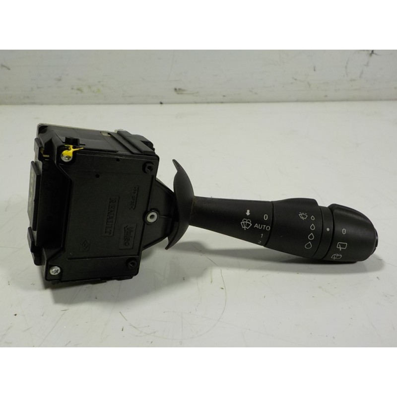 Recambio de mando limpia para renault clio iv 0.9 tce referencia OEM IAM 8201168016 255675887R 