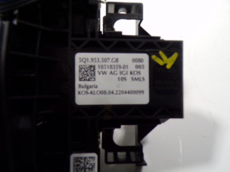 Recambio de mando intermitentes para cupra leon kl8 2.0 tsi vz 245 referencia OEM IAM 5Q1953507GBIGI 5Q1953507GB 