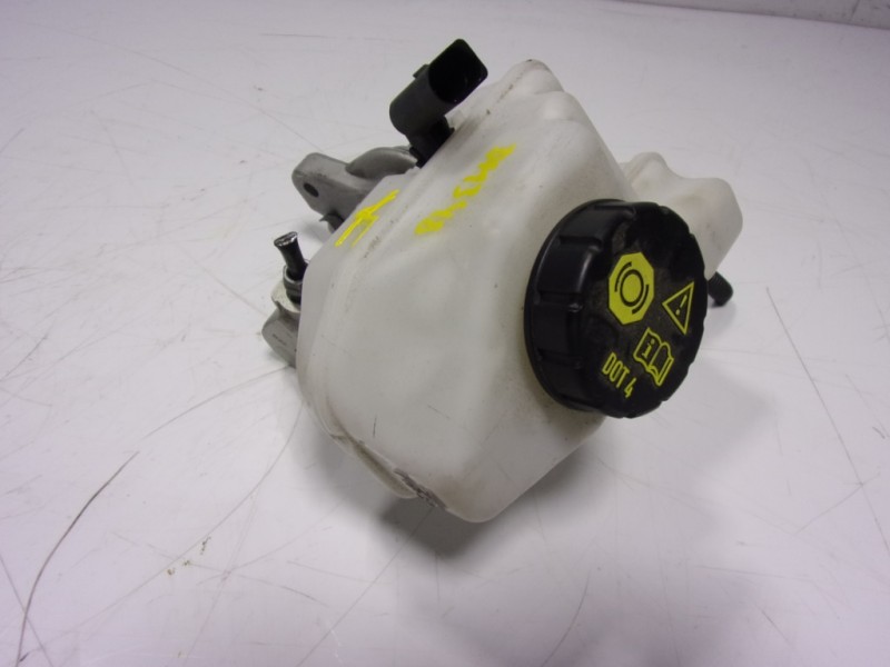 Recambio de bomba freno para seat leon (kl1) 2.0 tdi referencia OEM IAM  02048644P7 