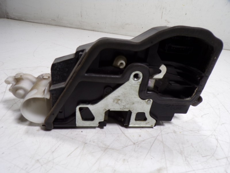Recambio de cerradura puerta delantera izquierda para bmw x6 (e71) 3.0d referencia OEM IAM 51217229461 7276661 