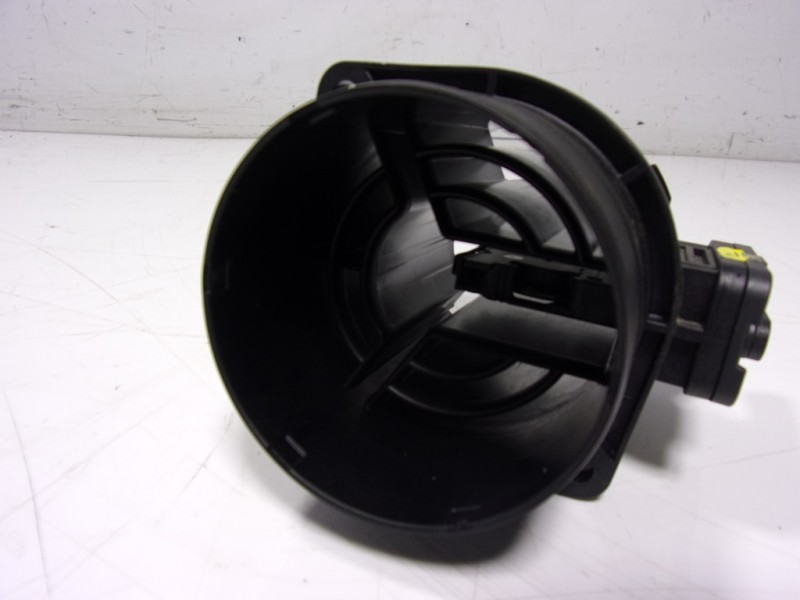 Recambio de caudalimetro para seat leon (kl1) 2.0 tdi referencia OEM IAM  05L906461B 
