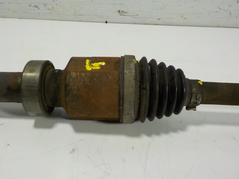 Recambio de transmision derecha para renault clio iv 0.9 tce referencia OEM IAM 391009101R 391009101R 