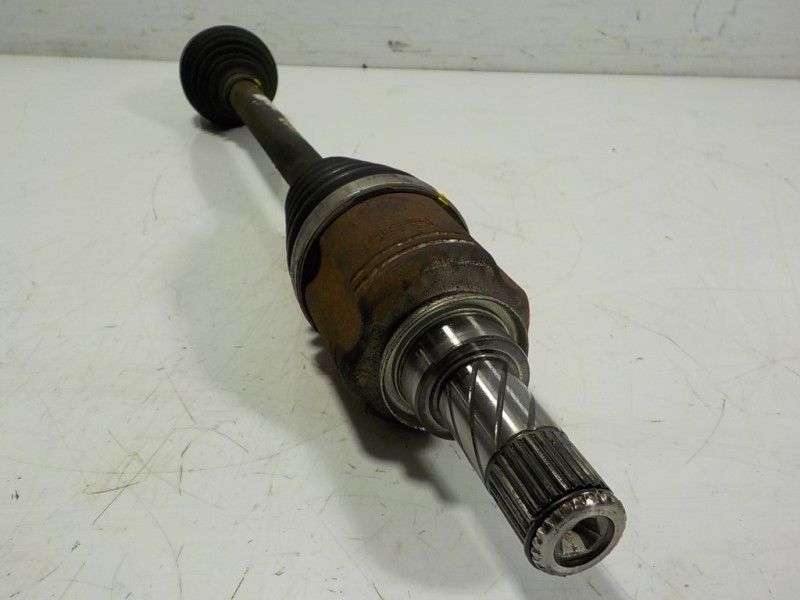 Recambio de transmision izquierda para renault clio iv 0.9 tce referencia OEM IAM 391017355R 391017355R 