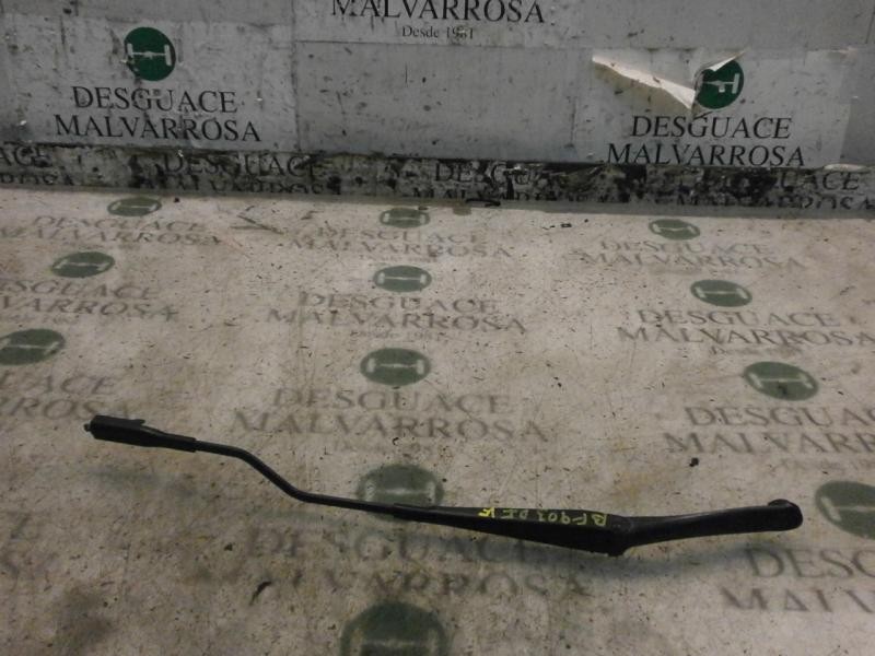 Recambio de brazo limpia delantero izquierdo para fiat grande punto (199) 1.3 16v jtd cat referencia OEM IAM 51701422  