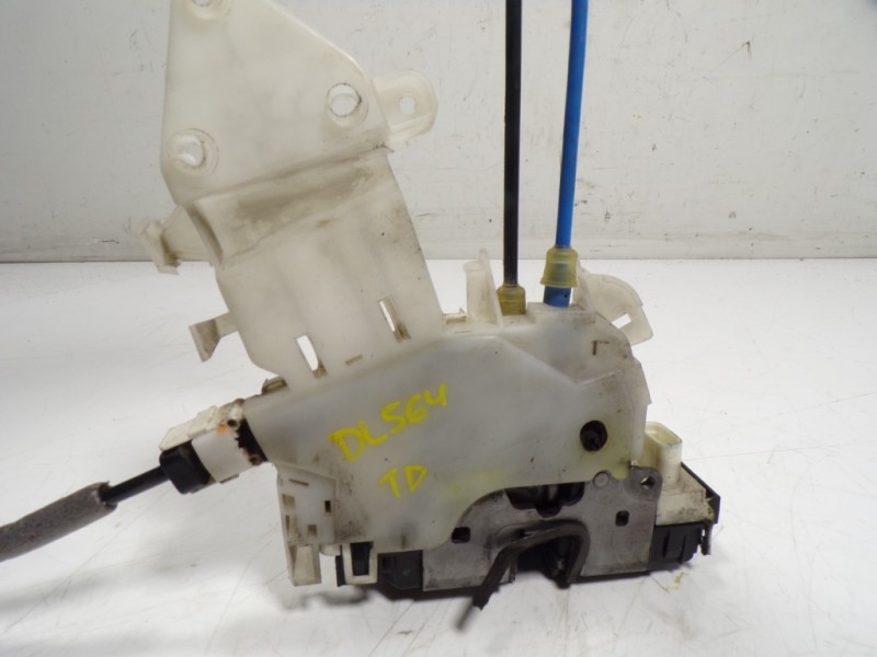 Recambio de cerradura puerta trasera derecha para mercedes-benz clase e (w212) lim. 3.0 cdi cat referencia OEM IAM A2047304035 A