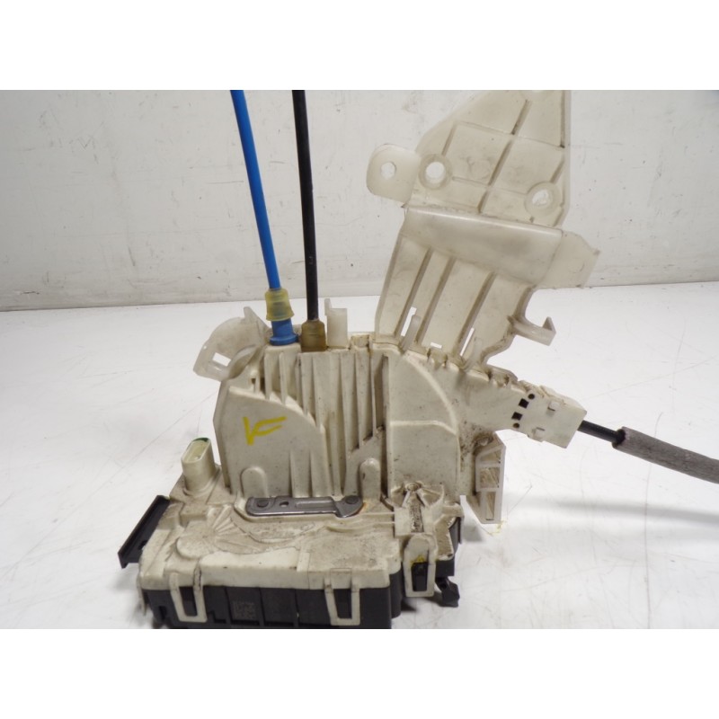 Recambio de cerradura puerta trasera derecha para mercedes-benz clase e (w212) lim. 3.0 cdi cat referencia OEM IAM A2047304035 A