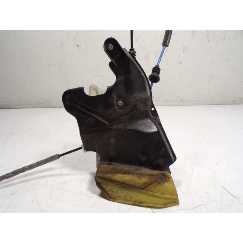 Recambio de cerradura puerta trasera izquierda para mercedes-benz clase e (w212) lim. 3.0 cdi cat referencia OEM IAM A2047303935