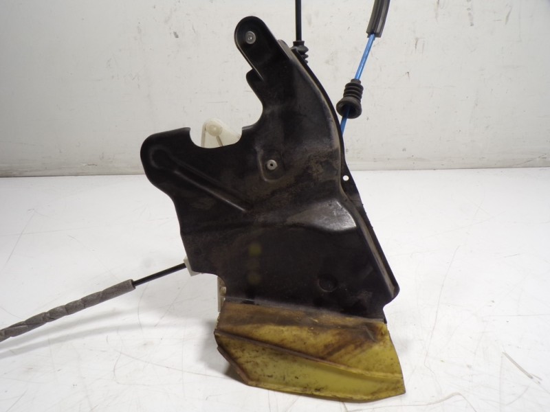 Recambio de cerradura puerta trasera izquierda para mercedes-benz clase e (w212) lim. 3.0 cdi cat referencia OEM IAM A2047303935