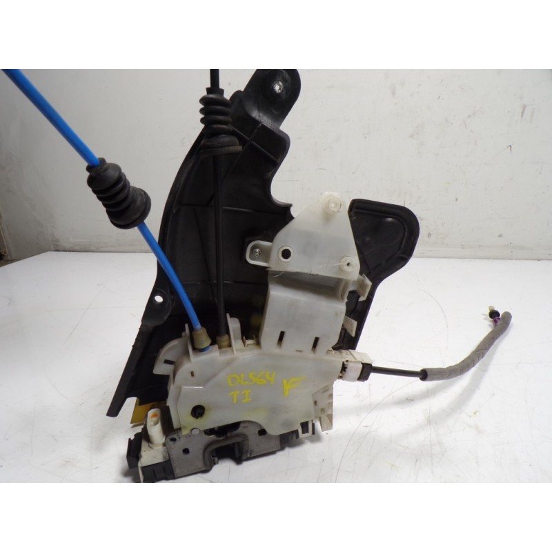 Recambio de cerradura puerta trasera izquierda para mercedes-benz clase e (w212) lim. 3.0 cdi cat referencia OEM IAM A2047303935