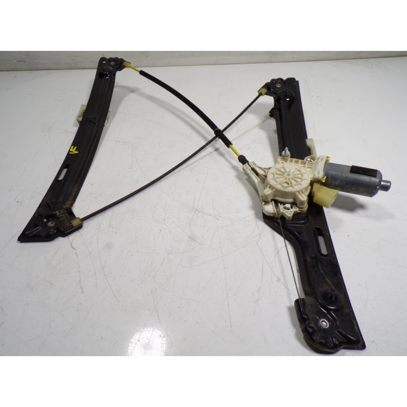 Recambio de elevalunas delantero izquierdo para bmw x6 (e71) 3.0d referencia OEM IAM 51337197301 7197301E 67627267691