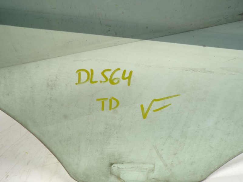 Recambio de cristal puerta trasero derecho para mercedes-benz clase e (w212) lim. 3.0 cdi cat referencia OEM IAM A2127350210  