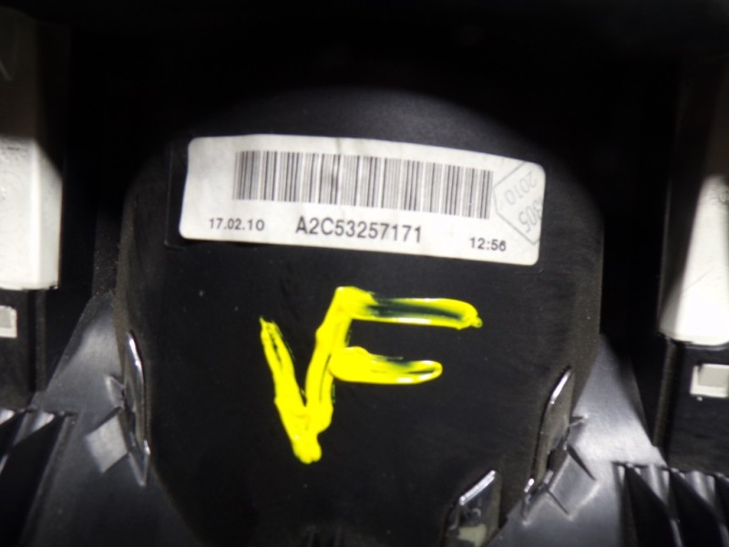 Recambio de cuadro instrumentos para mercedes-benz clase e (w212) lim. 3.0 cdi cat referencia OEM IAM A2129004904 A2C53257171 