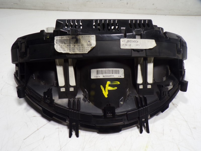 Recambio de cuadro instrumentos para mercedes-benz clase e (w212) lim. 3.0 cdi cat referencia OEM IAM A2129004904 A2C53257171 