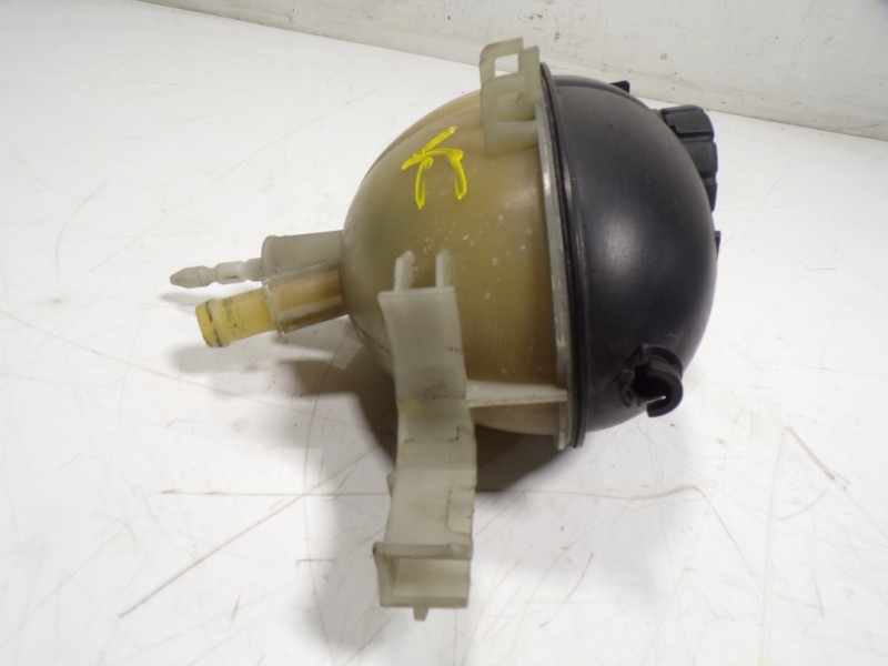 Recambio de deposito expansion para mercedes-benz clase e (w212) lim. 3.0 cdi cat referencia OEM IAM A2045000749 A2045000549 