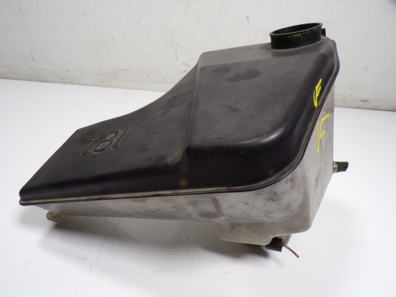 Recambio de deposito limpia para bmw x5 (e53) 3.0 turbodiesel cat referencia OEM IAM 61668252722 61676252738 