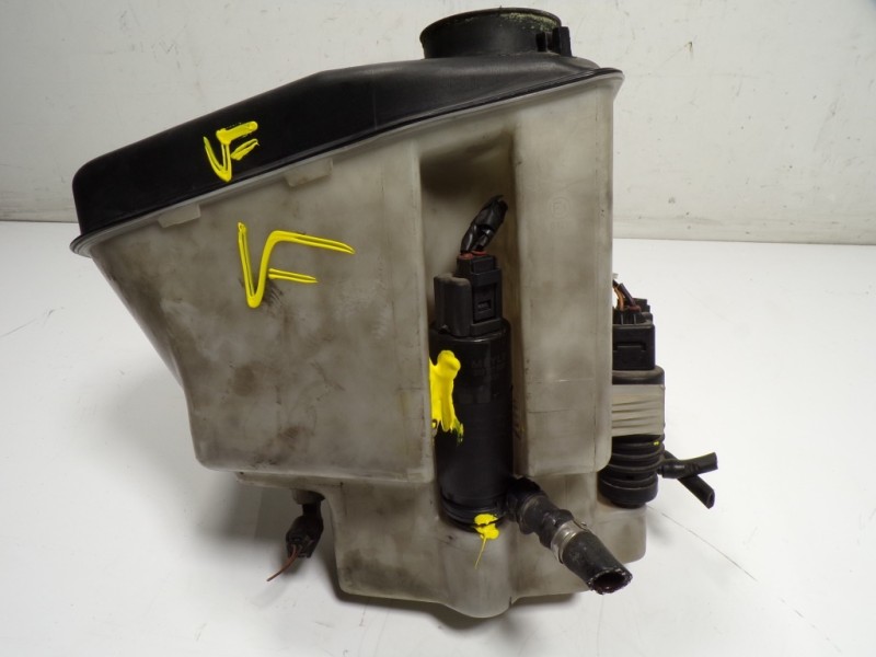 Recambio de deposito limpia para bmw x5 (e53) 3.0 turbodiesel cat referencia OEM IAM 61668252722 61676252738 