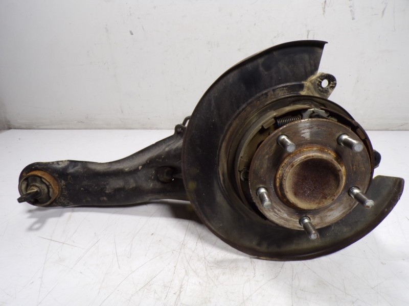 Recambio de mangueta trasera izquierda para mitsubishi asx (ga0w) 1.6 cat referencia OEM IAM 4125A013  3785A008