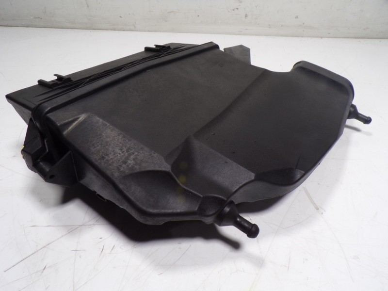 Recambio de filtro aire para mercedes-benz clase e (w212) lim. 3.0 cdi cat referencia OEM IAM A6420904401 A6420903601 