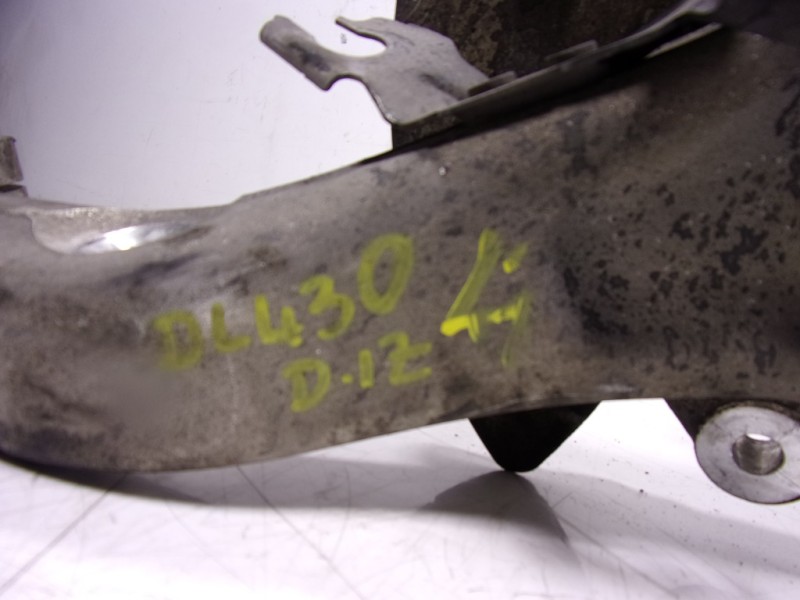 Recambio de mangueta delantera izquierda para bmw x6 (e71) 3.0d referencia OEM IAM 31216869869  31226867808