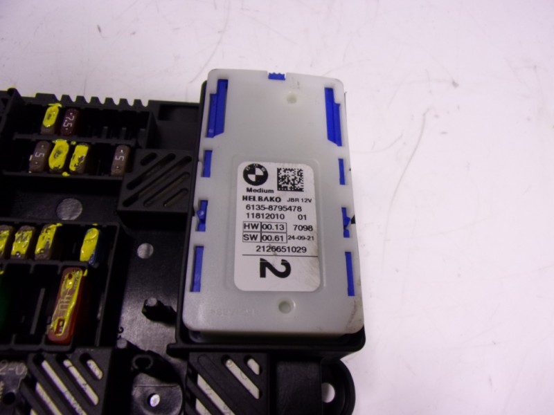 Recambio de caja reles / fusibles para bmw ix3 referencia OEM IAM 61145A04502 61358795478 
