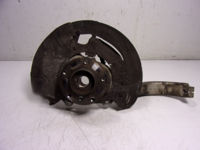 Recambio de mangueta delantera izquierda para bmw x6 (e71) 3.0d referencia OEM IAM 31216869869  31226867808