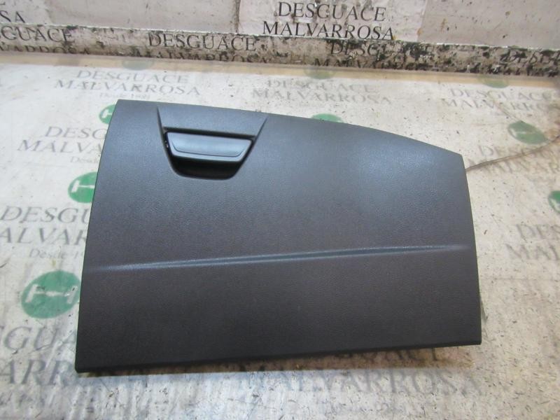 Recambio de guantera para ford focus lim. (cb8) 1.6 tdci cat referencia OEM IAM 1750276  