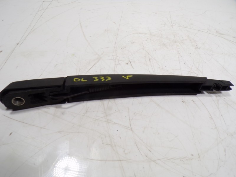 Recambio de brazo limpia trasero para nissan juke (f15) 1.2 16v cat referencia OEM IAM 28781CJ00A  