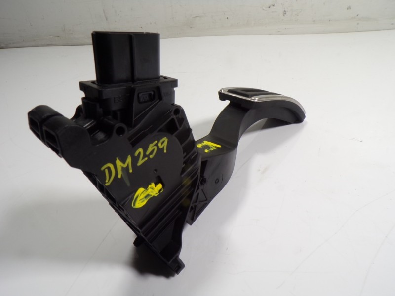 Recambio de potenciometro pedal para cupra leon kl8 2.0 tsi vz 245 referencia OEM IAM 5Q1723503K 5Q1723503K 