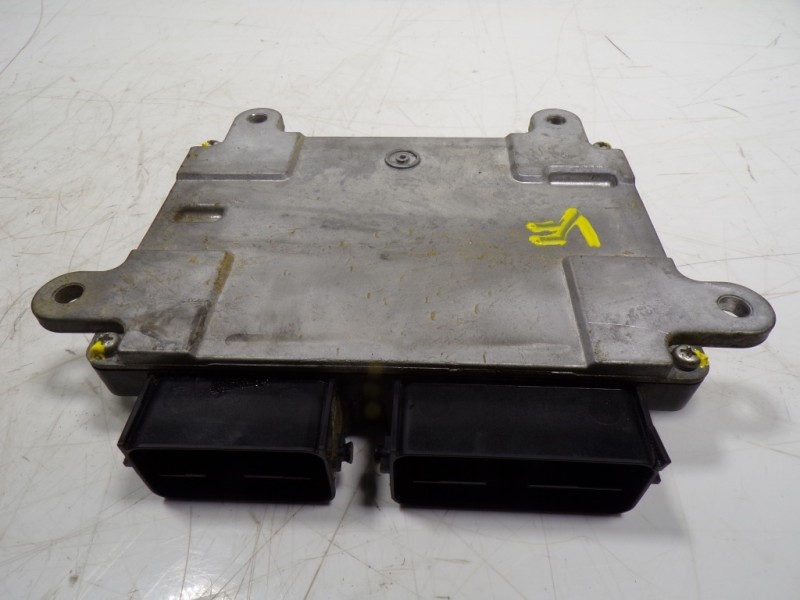 Recambio de centralita motor uce para mitsubishi asx (ga0w) 1.6 cat referencia OEM IAM 1860B425 1860B425 