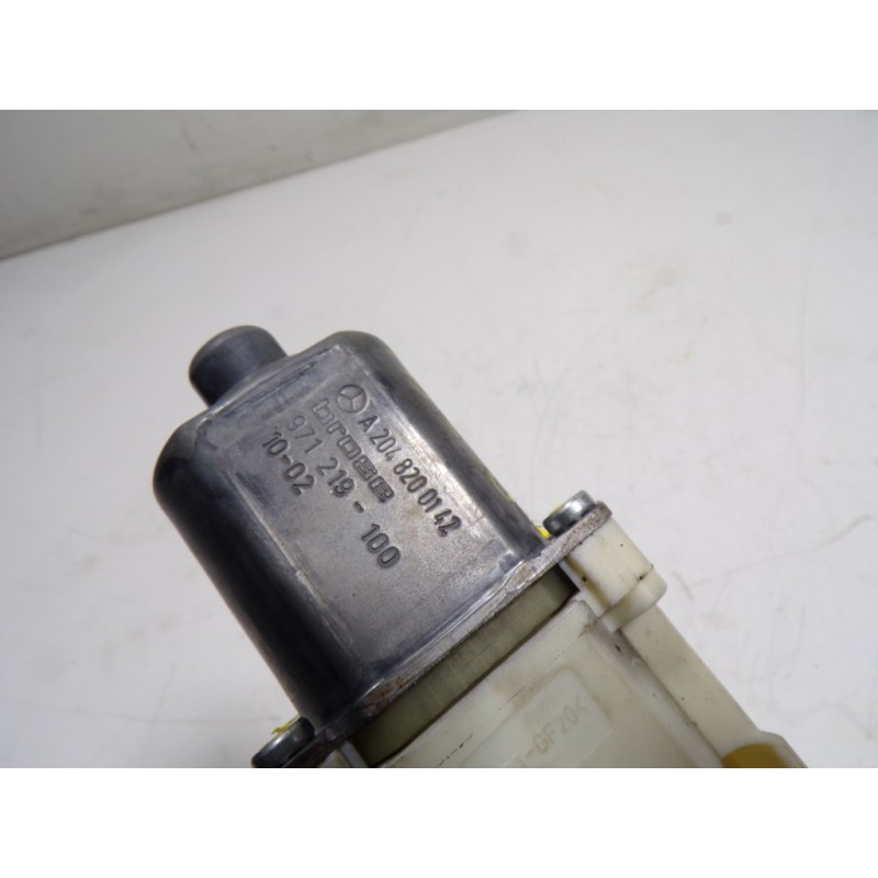 Recambio de motor elevalunas delantero izquierdo para mercedes-benz clase e (w212) lim. 3.0 cdi cat referencia OEM IAM A21290668