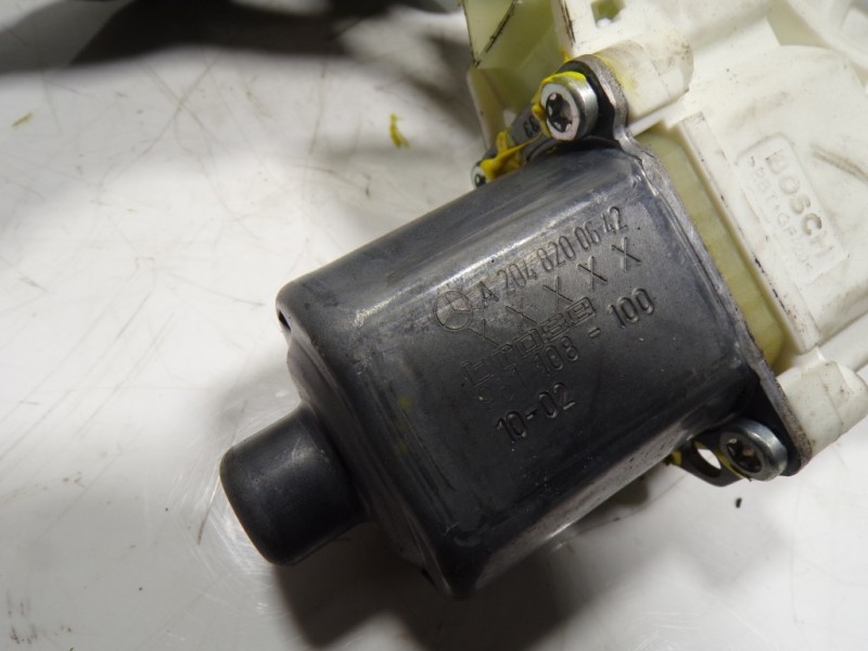 Recambio de motor elevalunas trasero derecho para mercedes-benz clase e (w212) lim. 3.0 cdi cat referencia OEM IAM A2048200642 A
